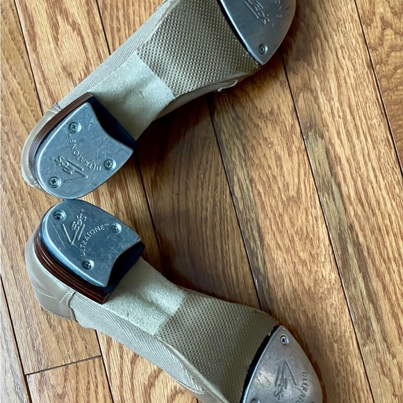 Leo Ultratone Slip-on Jazz Tap Shoes - Picture 3 of 3